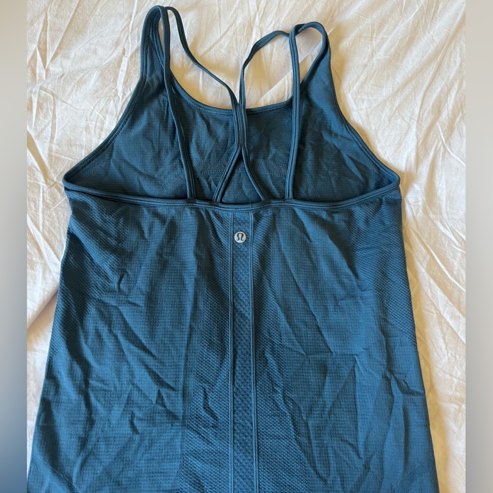 Lululemon tank top